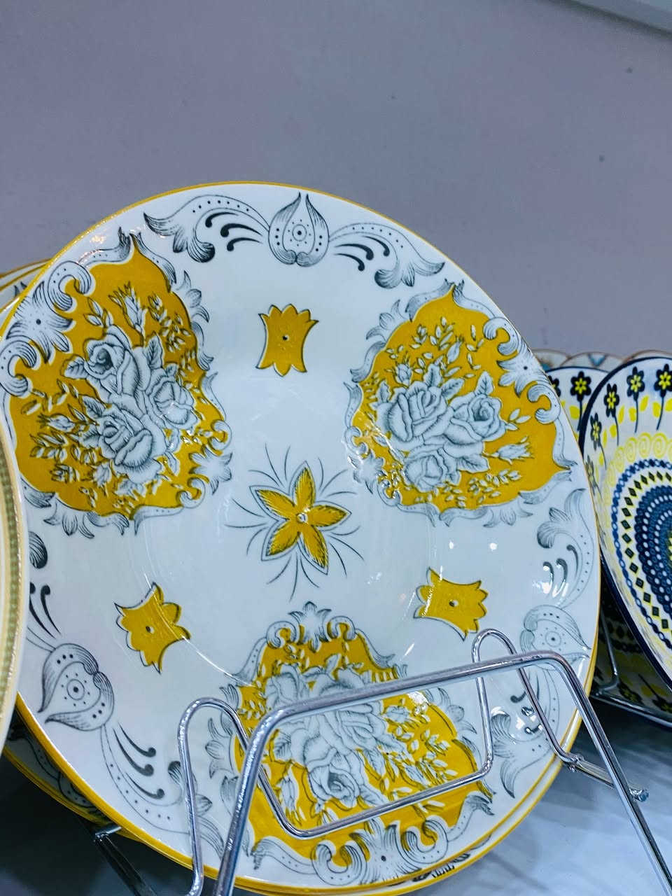 الفروفوري وانواعه متوفر
كبير ووسط وزغير
طاسه وماعون 
واشكال مختلفه
✨ قصر المواد المنزلية ✨
يسرّنا أن نعلن عن افتتاح قصر المواد المنزلية
وجهتكم الجديدة لكل ما يحتاجه البيت من مواد منزلية مميزة
جودة عالية ✦ أسعار مناسبة ✦ تعامل يرضيكم
نورتونا وتشرفونا بزيارتكم 🤍🏠
العنوان
الديوانيه/المهناويه/مجاور اسواق الكفيل

توصيل متوفر كافه محافظات العراق

‭0788 106 6872‬
