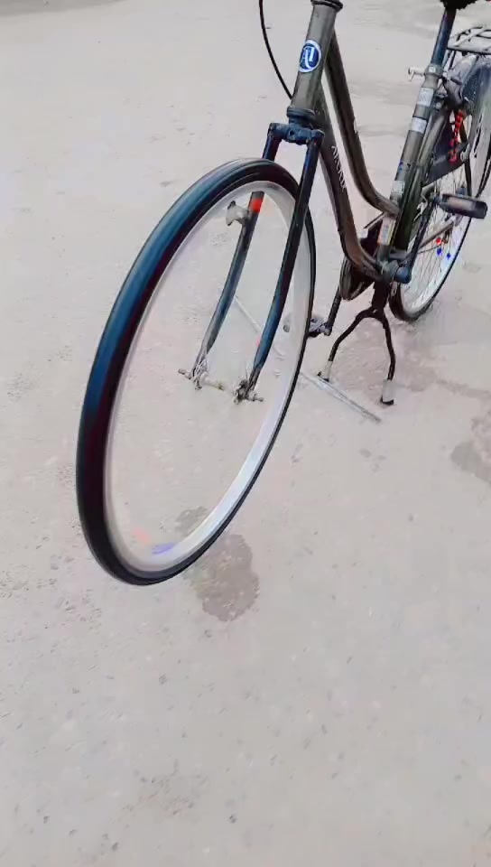 للبيع حجم 26
باقي تفاصيل خاص


**إذا كنت صاحب هذا الإعلان وتريد حذفه لأي سبب، رجاءا أرسل رسالة إلى الدعم الفني**