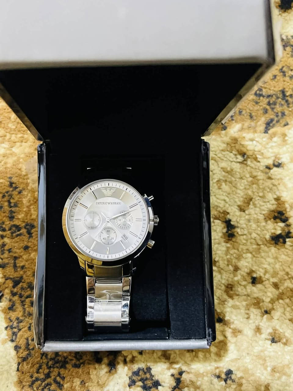 ساعة ارماني كامل الملحقات سناتر شغاله اعلى سعر ابيع


**إذا كنت صاحب هذا الإعلان وتريد حذفه لأي سبب، رجاءا أرسل رسالة إلى الدعم الفني**