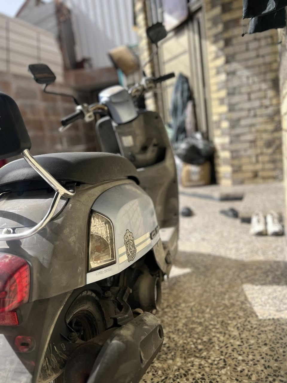 السلام عليكم ورحمة الله وبركاته 
دراجة بوليس للبيع صار اله اقل الاسبوع من نازله رمبه دراجه مكفولة وضمان 5 سنوات دراجه بيه محرك يفلش بعده بتراب الرمبه للمهتم واتساب ***********م. مكاني بغداد
