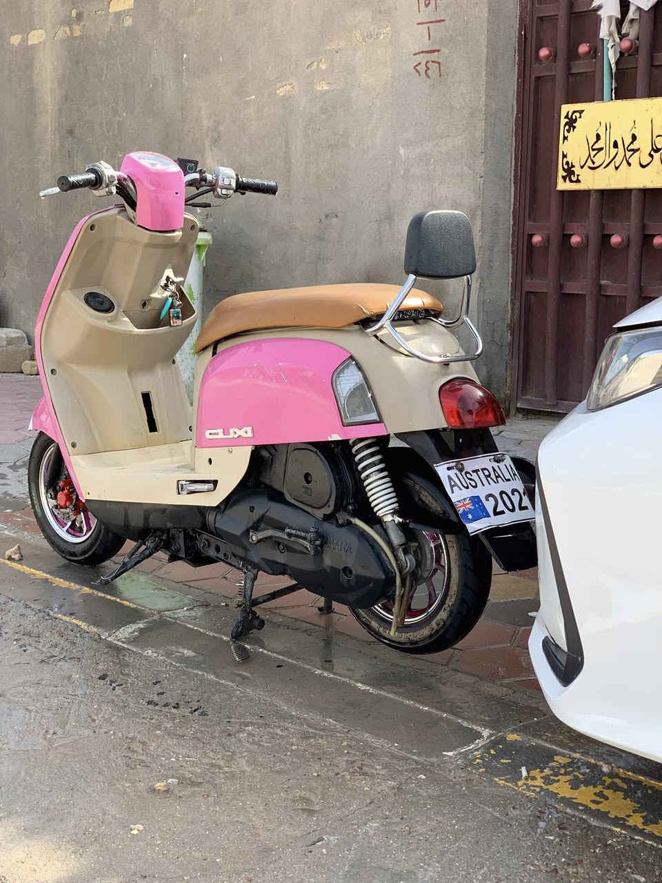 ,ِاسلام ,ِعليكم
على بركه الله دراجه ماكس بوليسي مفتوحه اكرر مفتوحه بوشه وبستم أصليات 55 تخم ويل اصلي وتخم تاير الدراجه نكره سلف هندر كله شغال سكن لايت امامي بك لايت  إشاره كرستال محوره كتف رباعي الدراجه ما بيها اي نقص الشاهد الله حلوه الدراجه مكان الدراجه الناصريه مركز
والصور مالات اليوم الدراجه ب الواقع احلى بهاوي
التواصل ***********
