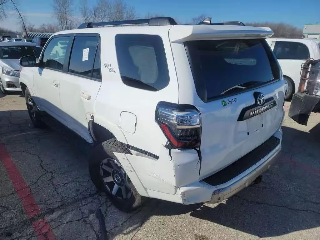 ماشاءالله
TOYOTA  4RUNNER TRD Off Road Model2022.          ✍️. 

~ تويوتا 4 رنر  ابيض ثلجي 

~ وارد أمريكا  

~ موديل 2022

~ محرك 6 سلندر  / V6 

~ مواصفات

  TRD Off Road Prenium

سياره عليه ترفيع امريكا

~فول مواصفات 1/1  ماعدا فتحة 

~بصمة 

~ دبل أكسله ( 4*4)

~ شاشة كبير  

~   كاميرة خلفية

~ كشن  جلدة كهربائية 

~كشن امامي هيتر 

~ داخل اسود ملكية 

~ رادار امامي و جانبية 

~تحديد سرعة 

~نظام ECO

~ حجم تايرات١٧ ويل بيلادي 

~ (  5 ) خمسة راكب 

~ ماشي 83 ميل 

~ سيارة بدون صبغ 

~باب خلفي يسار تبديل شركة بلادي نفسي لون

~ ايرباك بردة  جه واحده راجع بلادي اصلية 

~سيارة رقم اربيل تحويل  شرط 

~ رقم -شاصي موجود في المنشور 

~صورة حادث موجودة في المنشور 

~ سعر( 360 )ورقة  
رقم الهاتف ***********

~ مكان السيآره  صلاح الدين تكريت
