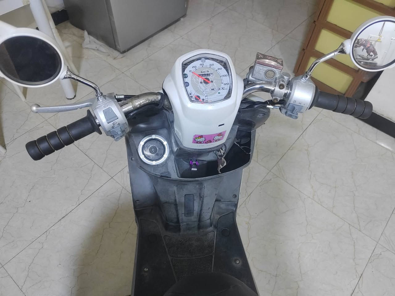 سلام عليكم دراجه بوليس للبيع
دراجه  كامله من كلشي مابيه نقص نكره سلف هندر شلعه معدل دراجه بلاديه لايت اشاير بك لايت هورن عداد سرعه عداد كله شغاله السعر ٥٢٥ وبيه مجال المكان بغداد الدوره الرقم*********** الشراي يتصل
