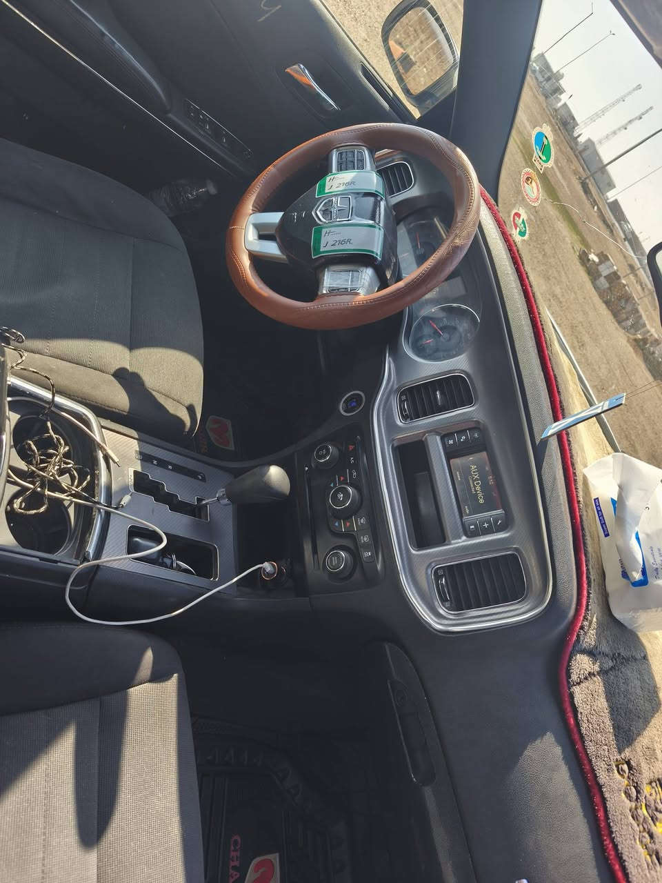 سلام عليكم سياره جارجر للبيع موديل 2012 بيهه 3 قطع مبدلات اماميه مكينه وكير مكفولات سياره ابلاديه بدون صبغ فقط 3 قطع تبديل رقم بصره جديد نكليزي سنويه لل2029,سونار موجود بل منشور السعر 130 وبيهه مجال مكان السياره ميسان ناحيه المشرح الشراي يتصل الاستفسار أو اتصال واتساب ***********
