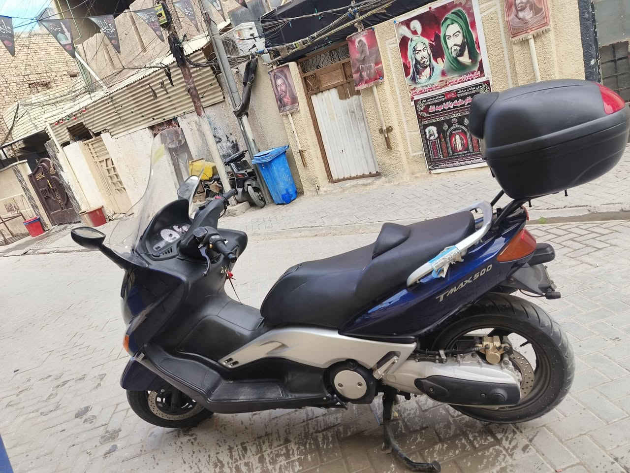 تي ماكس 2007 طالعه من كلشي وكلاشي قبل شهر دراجه نضيفه فول العين تحجي مو اني
بيها كامرات امامي خلفي 
وبيها جنطه ام تجوه
وبيها جامه رياضي مضلع
بريكاتAPS 
وبيها قارئ فولتيه باتري وبنفس الوقت منافذ شحن ودراجه ممشاها 25km نضيفه فول
مكاني بغداد اعضميه +مدينه السعر خاص 
رقم *********** بغداد, العراق
