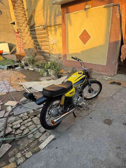 عندك دراجه للبيع 🙂/(ايي ححبيبي)
🙂/(تعمير )

ياموديل 🙂/(شاصي٢٠ ولباقي ٢٤ )

اوراق لو كلك 🙂/(كلك )

بيش رايده 🙂/(500وبيه مجال )

وين مكانك 🙂/(حله بابل )

تكدر تجيني لفلان مكان 🙂/(لا والله)

دزلي رقمك 🙂/(***********)

(نضافه 1/1مابيه نقص برغي 🙂)

(هاي التفاصيل كله كدامك شراي بيك خير وتدلل 🙂)
