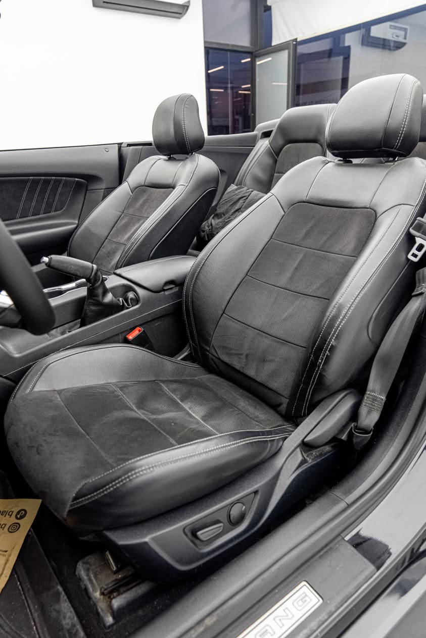 Mustang GT 5.0 2021 premium
فول مواصفات برميوم عدا دجتل
السيارة عليها تفريغ وداون بايب واكس بايب 
ماشية ٣١ الف ميل
ضررها غرق ٣٠٪؜ وربع جاملغ خلفي عكس السايق
رقم اربيل هزة جديدة تحويل بدون مينشال التعديل
مكان السيارة : دهوك ، اربيل
١٩٥ ورقة وبيها مجال
+9647773955107


**إذا كنت صاحب هذا الإعلان وتريد حذفه لأي سبب، رجاءا أرسل رسالة إلى الدعم الفني**