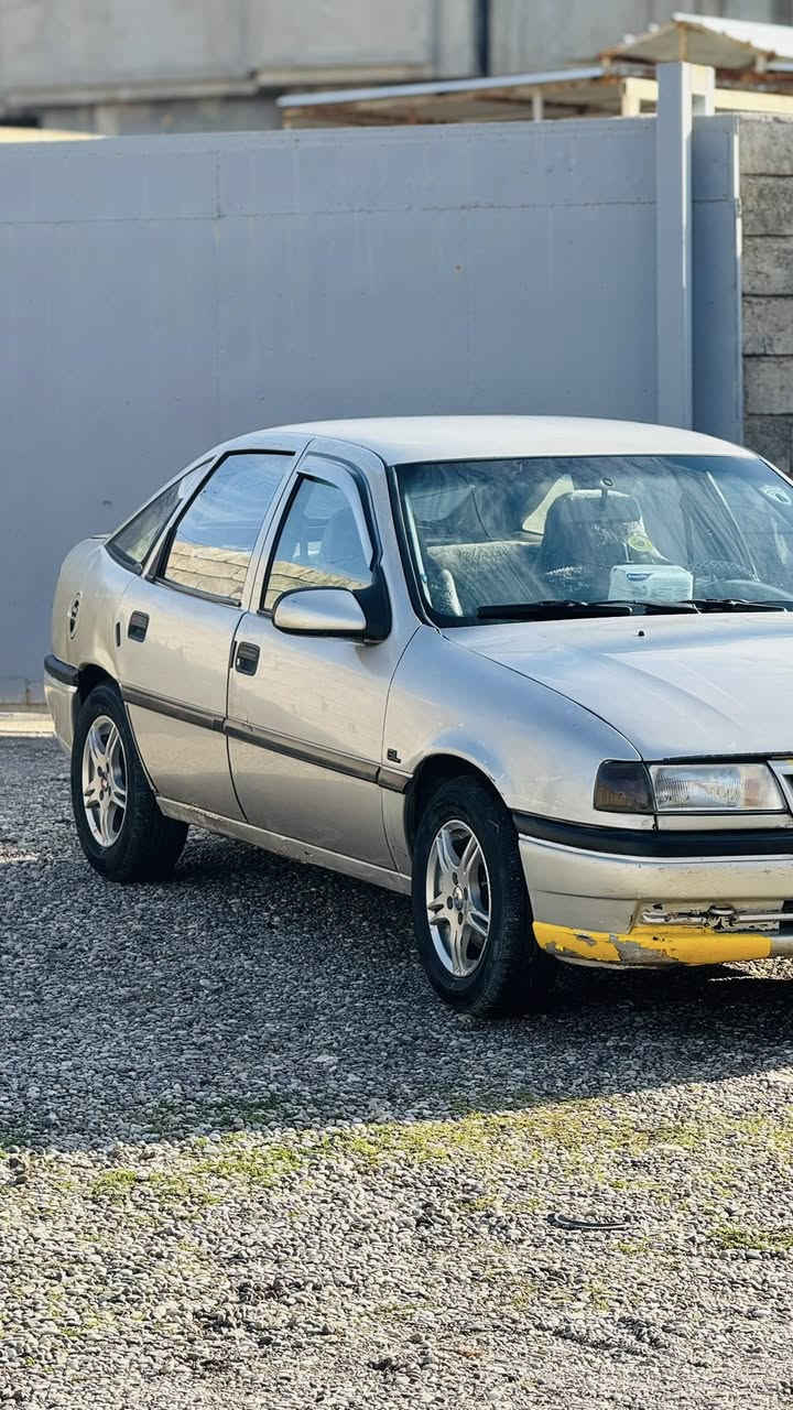 فكترا حجم 20 گير ومحرك بشرط كهربائيات كامل شغاله تدفئة شغاله رقم الماني سنوية لل28 شرط التحويل ايمت ما تريد طخم تايرات جديد سيارة مال جناي يرهم مراوس سعر 35وبيها مجال سيارة ما تصرف عليها ربع 
***********
