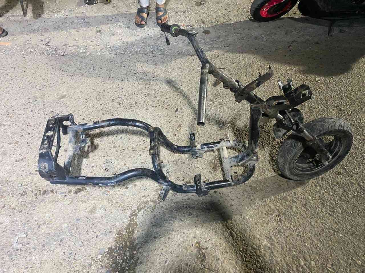 سلام عليكم شباب شاصي مال ماكس عدله هوه وسواداته للبيع السعر 100وبي مجال الستفسار***********
