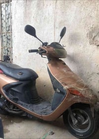 عندي دراجه فراشه للبيع يرادله بس كفر امامي دراجه رايده 250للستفسار هاذ...