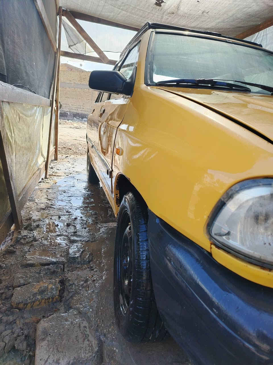 سلام عليكم سايبه مديل 12 مدرشمه ارضيه وكشنات
رقم انكليزي سنويه 2030
كهربايت شغاله لايت زنون
موقع حله بابل مقابل علوت المخضر
مسجل بلاتوث 
مكينه لا تبخير لا تنقيص
***********
