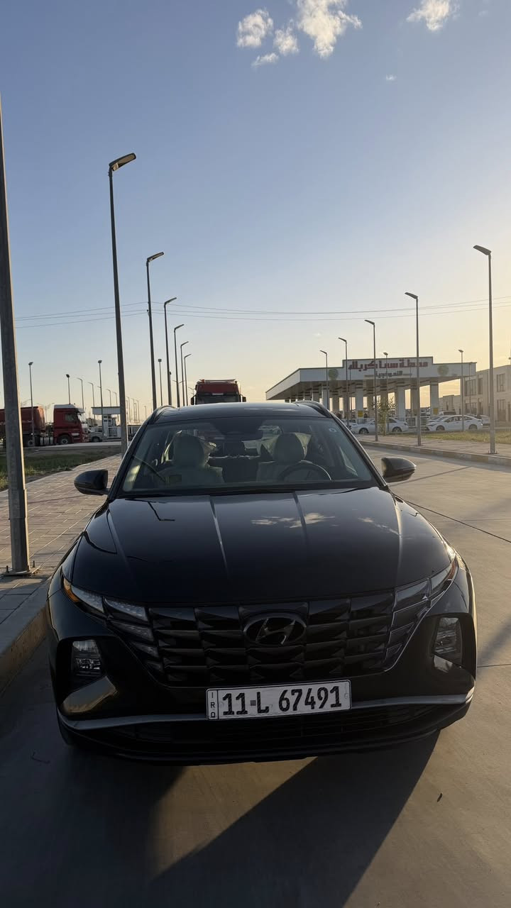 توكسان 24 فول مواصفات فتحه جلد جنطه كهرباء كشنات كهرباء معروفه مواصفات الفول. رقم بغداد باسمي. السياره ماشيه 25 الف كيلو متر مو مايل.  يعني تراي زيرو. مكاني بغداد الغزاليه.  معروضه 190 وبيها مجال.  فقط بنيد صبغ بدون دواخل بدون شاصي بدون لغد شرط ***********
