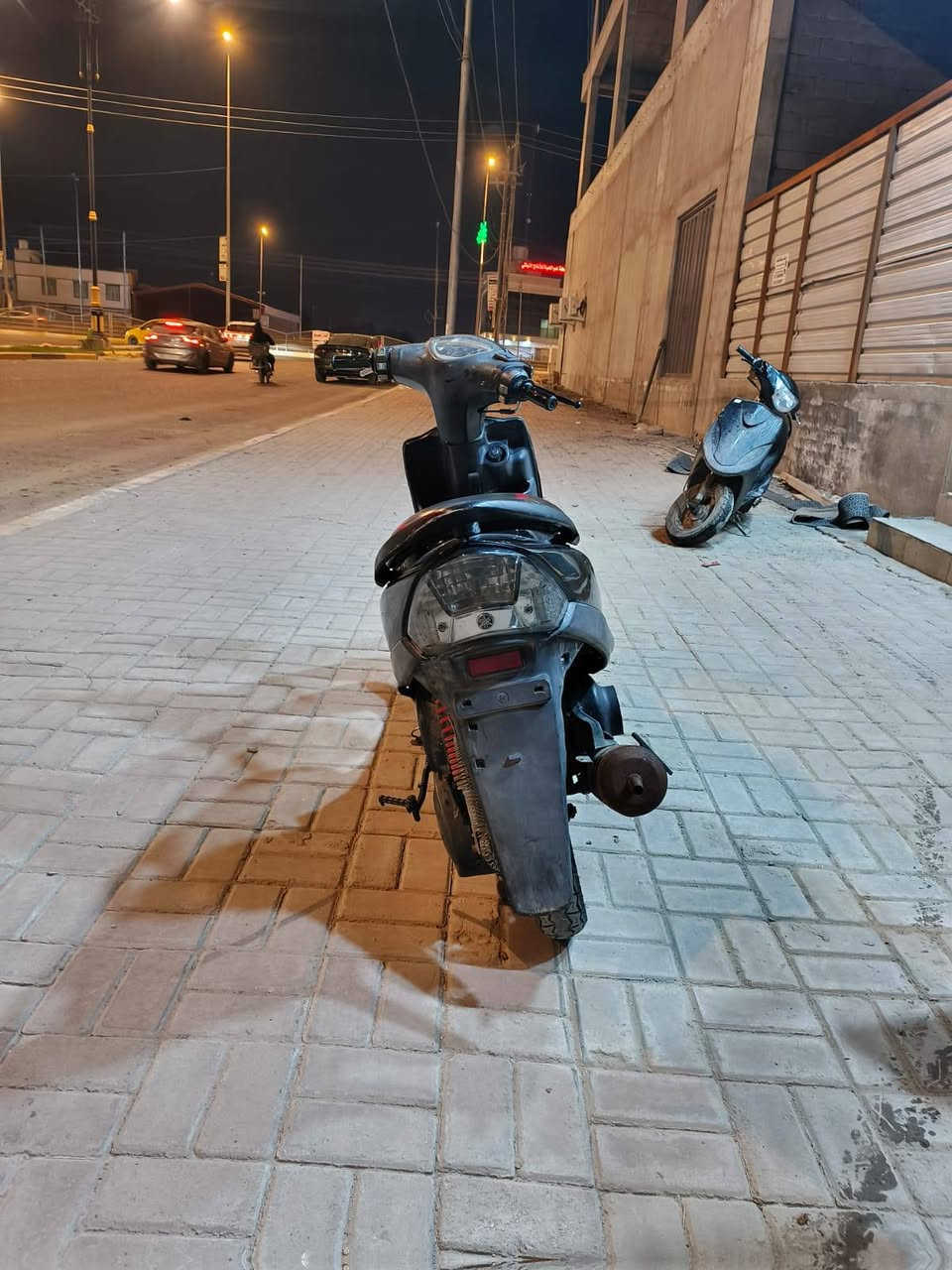 دراجه ماكس للبيع
المكان كربلاء قرب بانزين خانه سما
الدراجه نضيفه 
مجفته مره وحده 
سلف /هندر
تايرات تخم جديد
كهربائيات كله شغاله
برياك امامي خلفي 
السعر 450
***********
