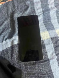 X7b • بطارية ٥٦٠٠ • ذاكرة ٢٥٦