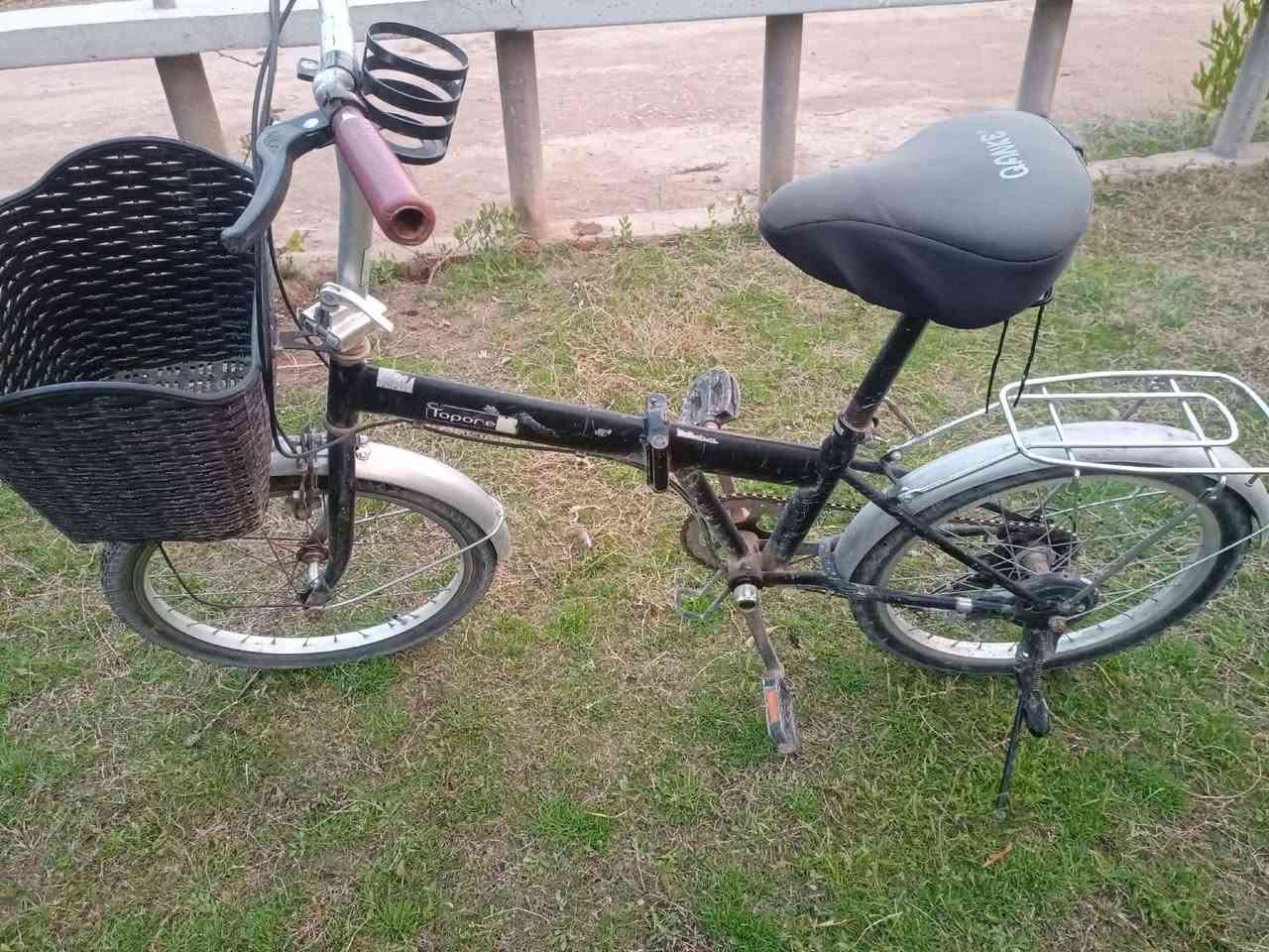 سلام عليكم عندي باسكلات لبيع  زغير  60 وثاني 40


**إذا كنت صاحب هذا الإعلان وتريد حذفه لأي سبب، رجاءا أرسل رسالة إلى الدعم الفني**