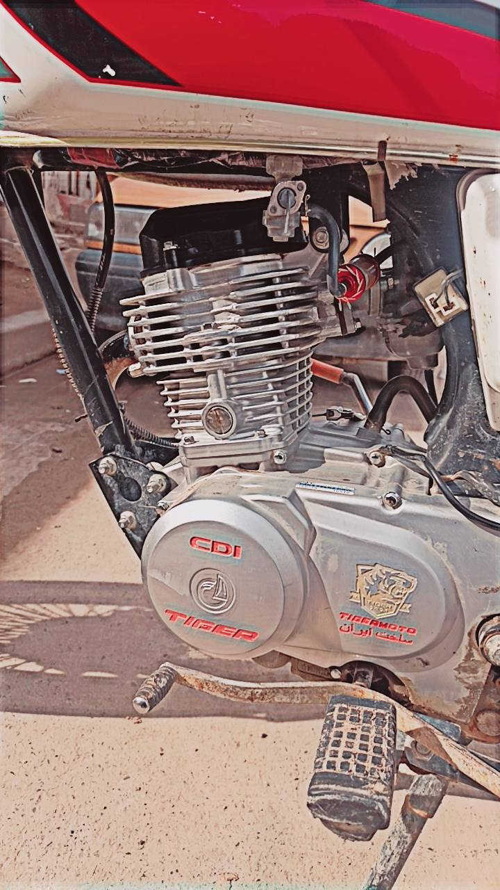 سلام عليكم شباب دراجه يراني تايكر 4كير موديل 21 الدراجه خير من الله لا تنقيص ولا تبخير الدرجه حلوه الله شاهد  السعر 500 وبيه مجال حك الجيه مكان بغداد الشعب  رقم *********** متواجد خاص
