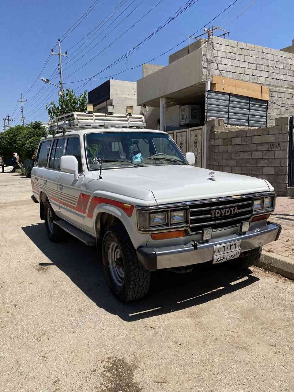 🚗💎لاندکرۆزەر مۆدێل١٩٨٩ بۆ فرۆشتن مەکینە 3f چوار گێڕ  ئاڕمی پلاستیکی هەولێر ماشااللە سەیارەکە ناو دەری یەک لەیەک جوانترە داژبوڵ ماسیە چوار تایەی نیوجەبەلی تازەی لەژێرایە 
بۆ زانیاری زیاتر پەیوەندی بکە بەم ڕەقەمانەوە
***********
***********
