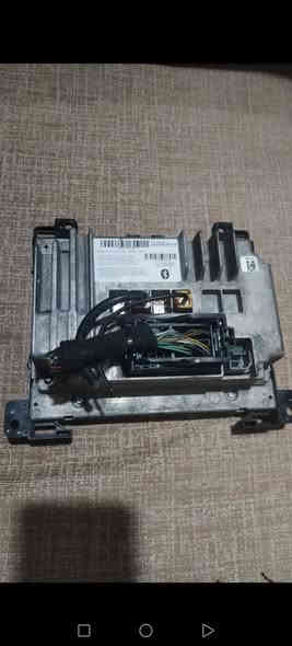 سلام عليكم شاشه للبيع موديل من 15 لحد 23 السعر ١٥٠ الف مكاني كربلاء رقم الهاتف *********** ترهم جارجر اوبامه جالنجر
