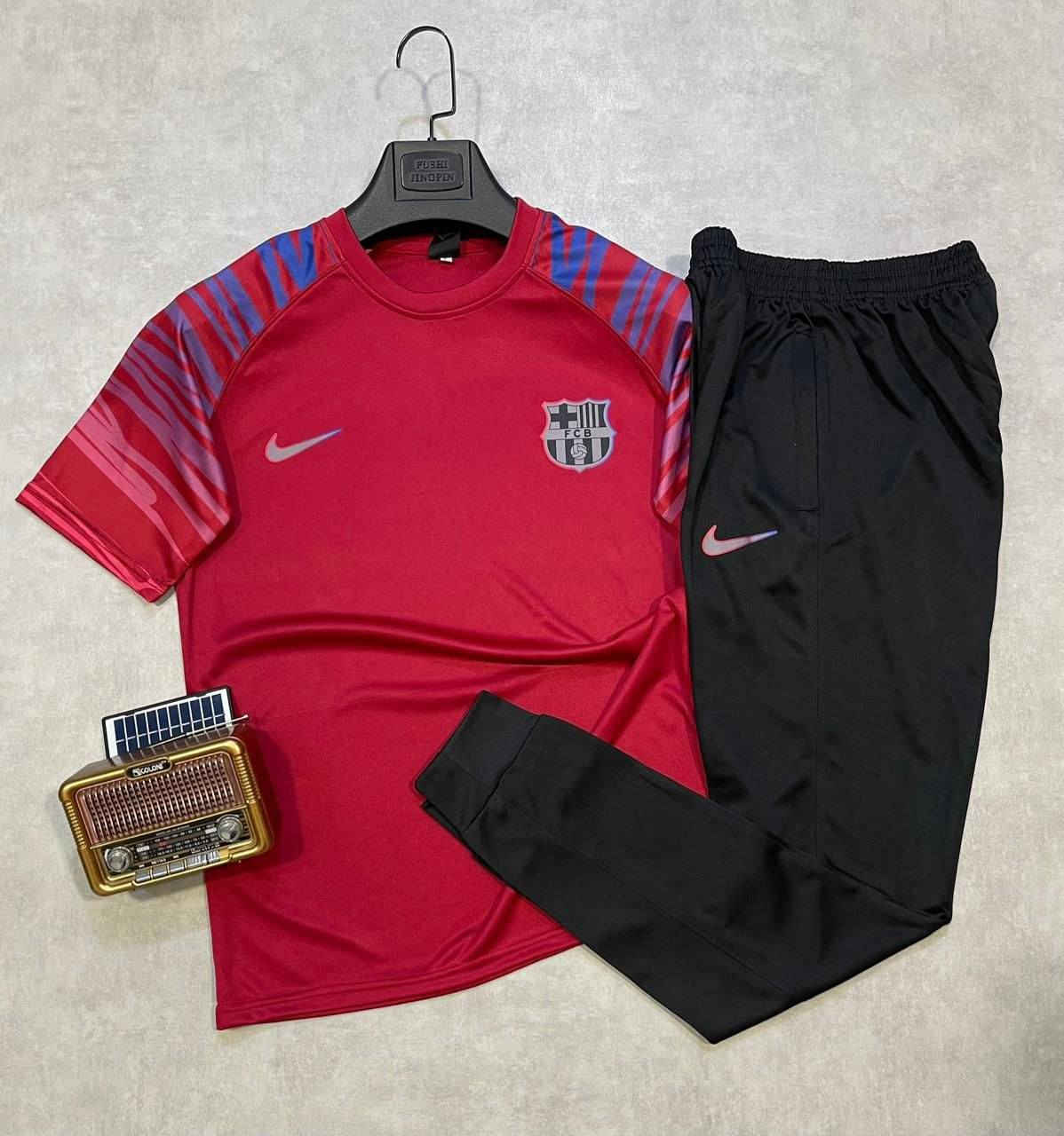 تراك ستن صيني 
١٦ قطعه ١٦٨ الف ٤ الوان


**إذا كنت صاحب هذا الإعلان وتريد حذفه لأي سبب، رجاءا أرسل رسالة إلى الدعم الفني**