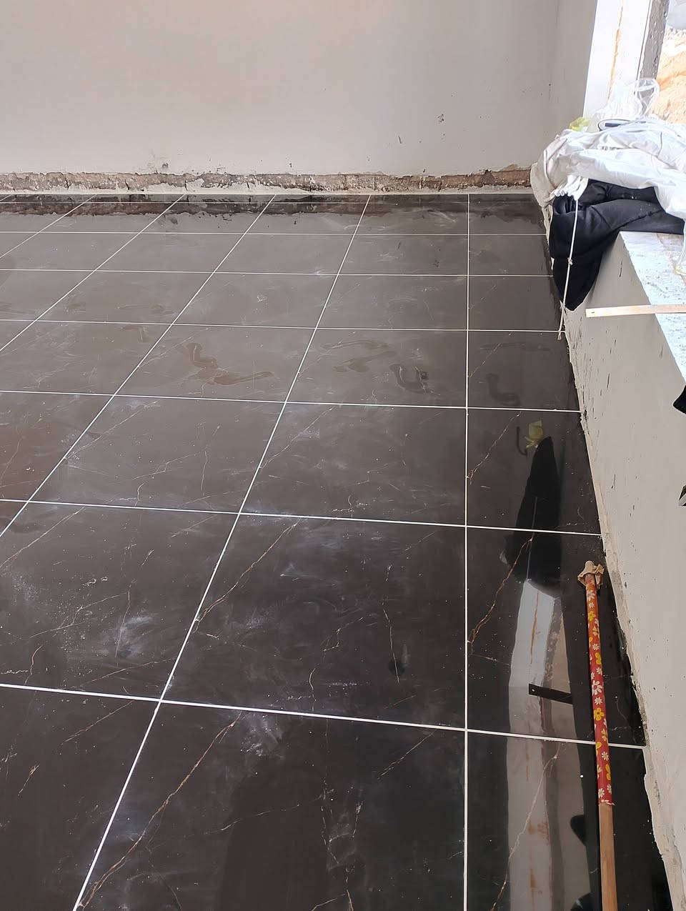 ختصاصنا #تطبيك #ارضيات #بورسلين مرمر #كرانيت #كاشي #ألواح #بورسلين #بايات عدل ودائري  سيراميك ضمان بالعمل والتزام .عملنا فقط في بغداد 
*********** ابو ولايه علي

