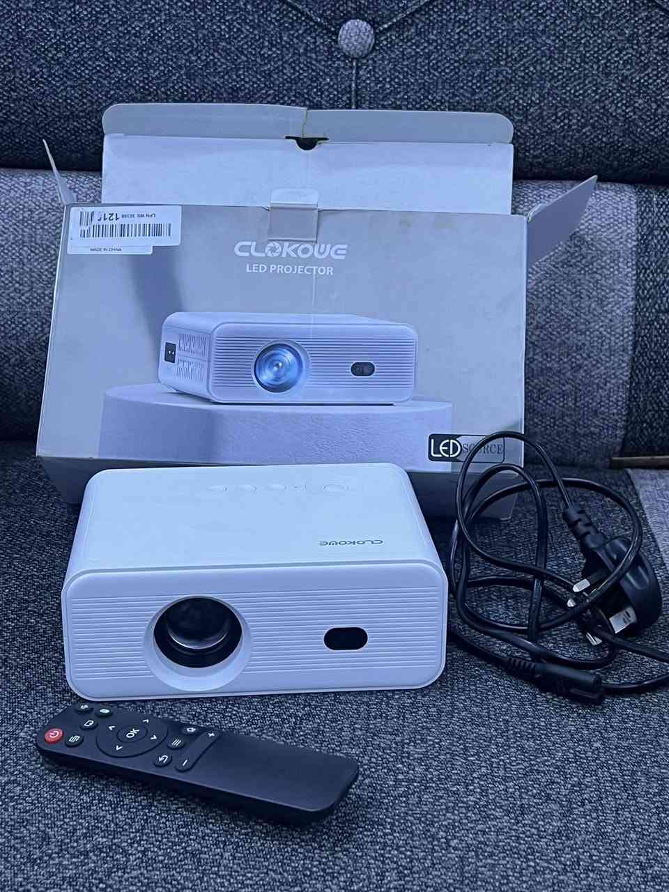 دادشو fullhd واي فاي بلوتوث يعكس محتوى التليفون على الجهاز يدعم اللغه الانجليزيه اوربي 
مراوس بلي 3 او 4


**إذا كنت صاحب هذا الإعلان وتريد حذفه لأي سبب، رجاءا أرسل رسالة إلى الدعم الفني**