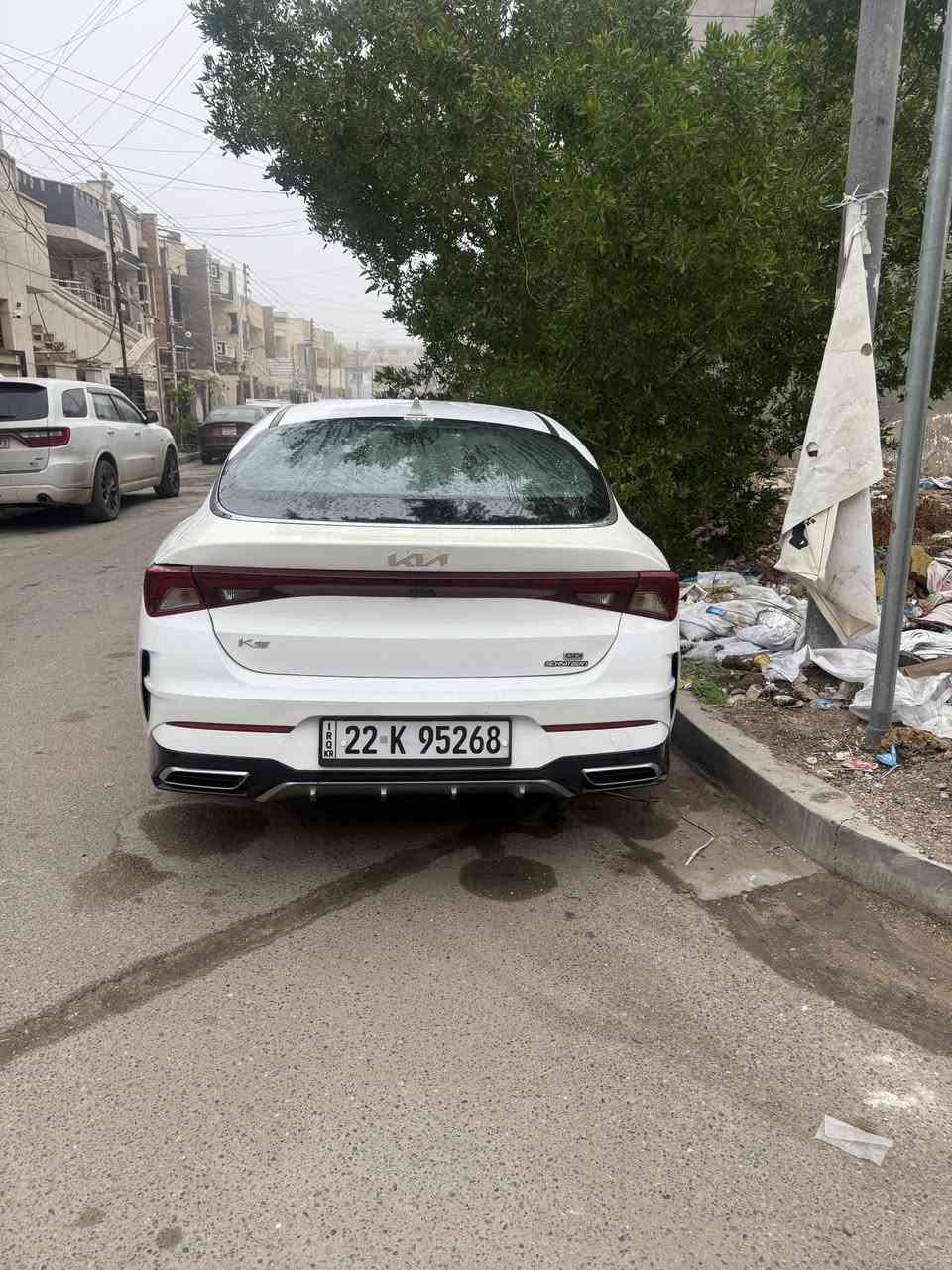 السلام عليكم ورحمة الله 
كي فايف ٢٠٢٢ وارد امريكي
الحادث :  جنطة ونص جاملغ خلفي 
المواصفات : نص فول 
ماشية ١١٢  الف كيلو متر 
رقم اربيل 
 عنوان السيارة : حي الجهاد 
للاستفسار : ***********
