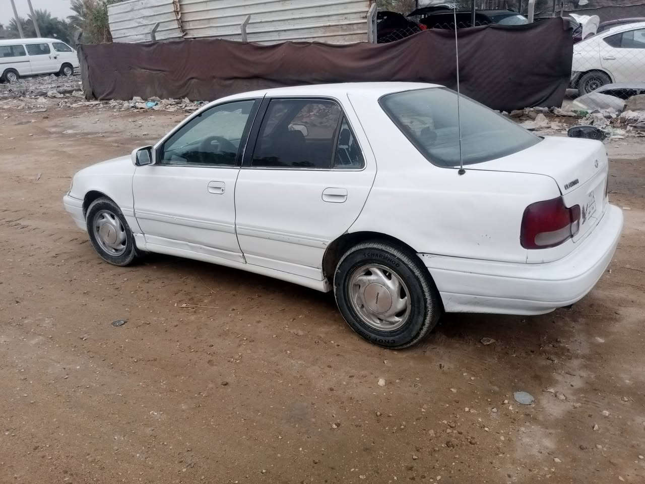 سلام عليكم اللنترا 95مكينه مسكر كير عادي سياره حلوه بيها مكانات صبغ سنويه ساقطه تحويل مباشر السعر 28   وبيها حك الجيه ترايك وين ماجان العنوان بغداد العبيدي ***********
