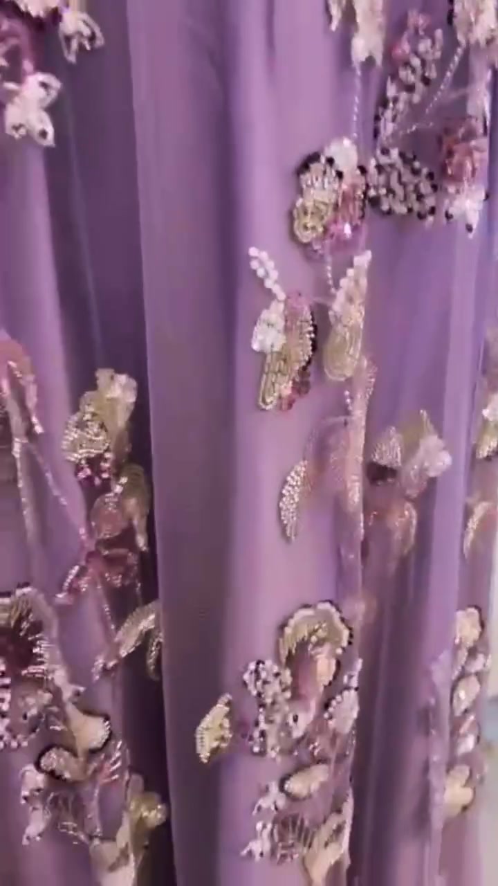 فستان 👗
مشغول كله والبطانه مالته ستن وبي حزام ستن عالبطن لابسته 4 ساعات فقط 
خياط خاص  يعني مو حاضر يعني تكمه 
قياسه يلبس /42/44
كلفني 300
اريده ب200 الف


**إذا كنت صاحب هذا الإعلان وتريد حذفه لأي سبب، رجاءا أرسل رسالة إلى الدعم الفني**