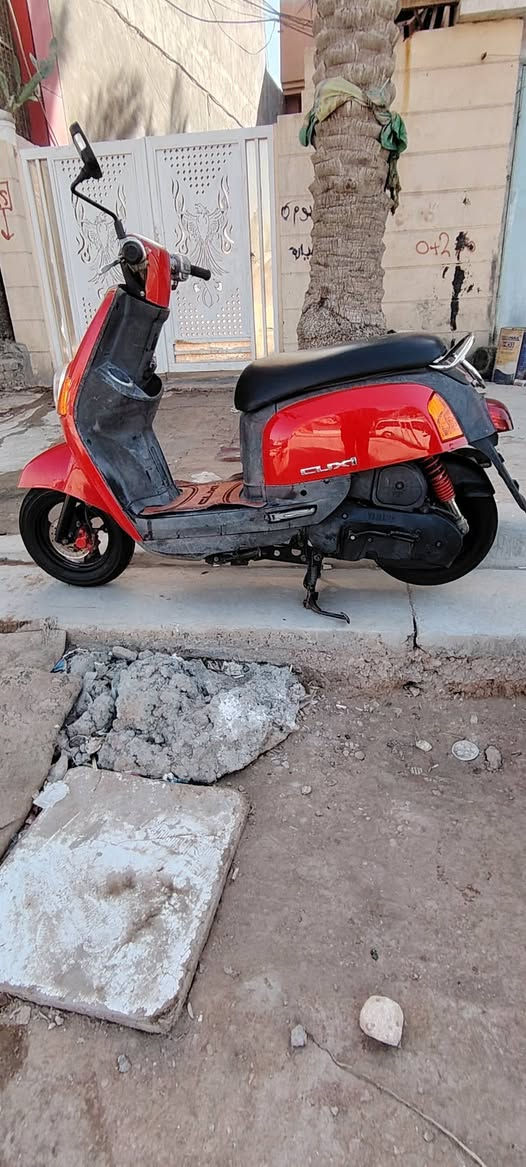 للبيع  ماكس بوليس كابريتر بلاديه مامفتوح برغي بيه تجي تفحص وين ميعجبك  كله ختم واحد مال حاويه
   مكان حله.    
  ***********
