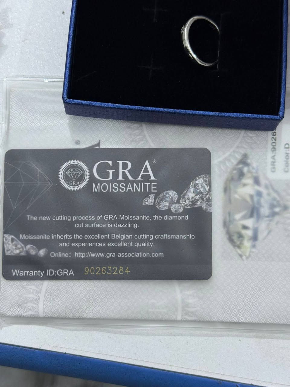 حلقة فضة مع حجر المغنيسيت الطبيعي
مفيد للسترخاء وراحة 
السعر 40 الف مع توصيل


**إذا كنت صاحب هذا الإعلان وتريد حذفه لأي سبب، رجاءا أرسل رسالة إلى الدعم الفني**