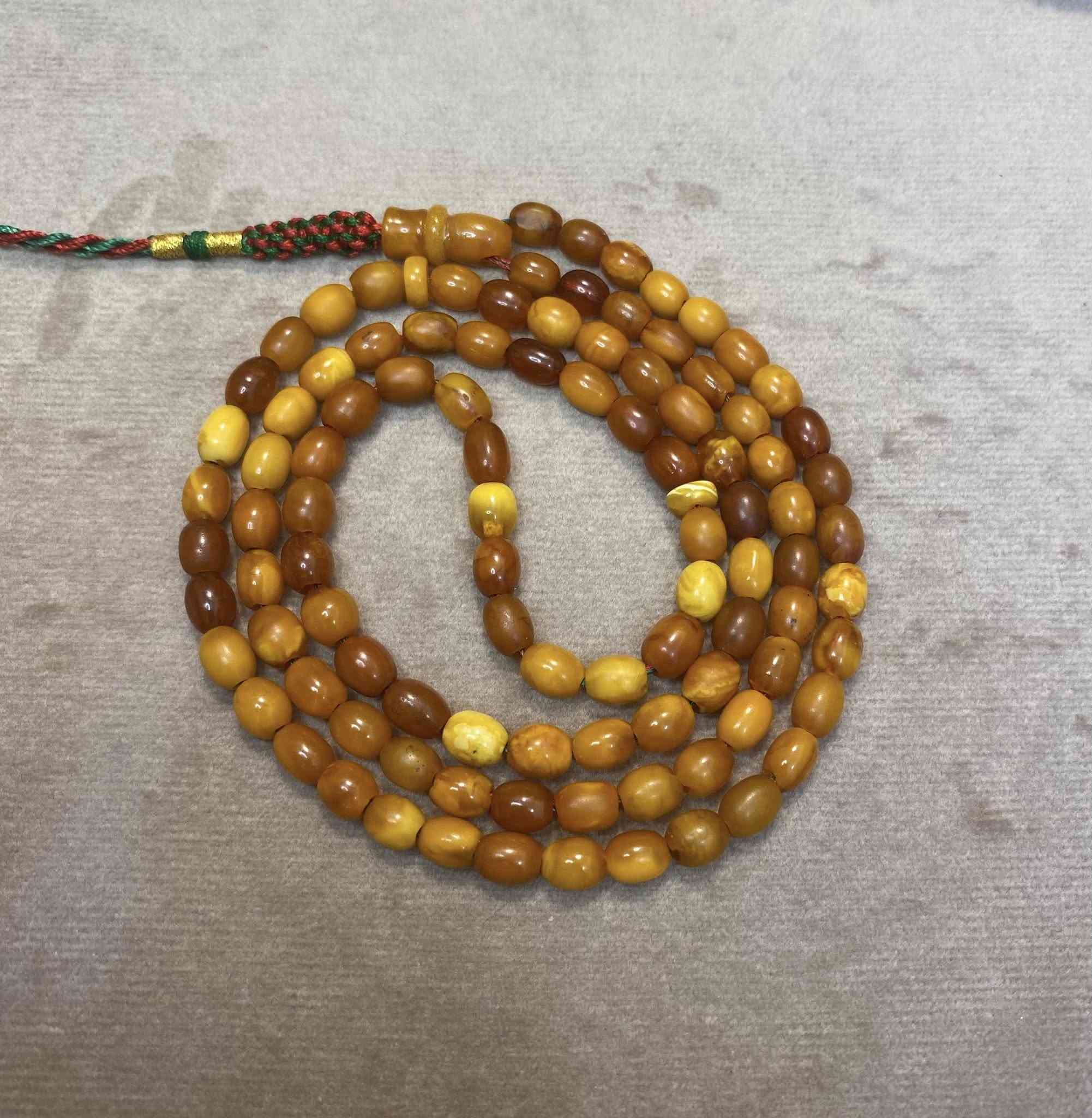 كهرب الماني أنتيك اصل عقود مسباح ناعم وزن صافي 10,5 غرام عدد الحبات 101 حبة قياس الحبة 5-7 ملم متوفر توصيل لكافة المحافظات السعر على الخاص رجاءا ❤️😍❤️❤️😍


**إذا كنت صاحب هذا الإعلان وتريد حذفه لأي سبب، رجاءا أرسل رسالة إلى الدعم الفني**