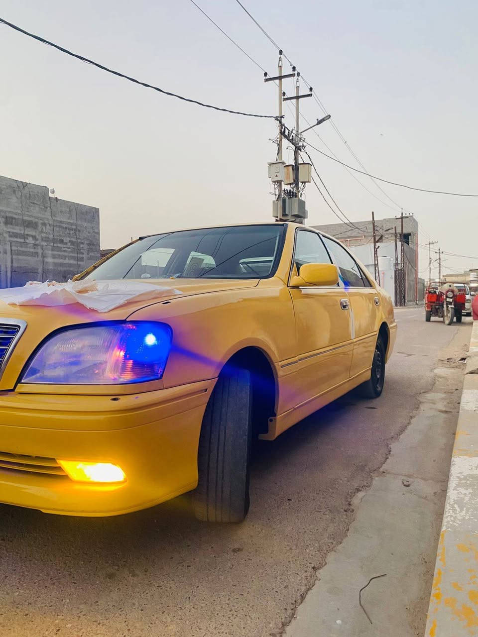 سلام عليكم جنون للبيع
سياره كصه قماره وربع فقط مفحوصه مرور وكمرك قرار 48 حداديه حلوه تخم تاير نص عمر مكينه كايمه مكينه بيها صوت ابيع كايمه مكان السياره البصرة السعر 22 استفسار اكثر اتصل وبخدمتك ***********
