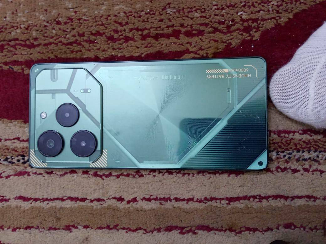 سلام عليكم تكنو بوفه 6 برو تليفون ماداخل تصليح ابد صارله 4 اشهر من شتغل ٢٥٦ كيكه بايت عشوائيه 12 يشغل 60 فريم معالج 6080 كامره 108 ميكه بكسل تواصل ***********
