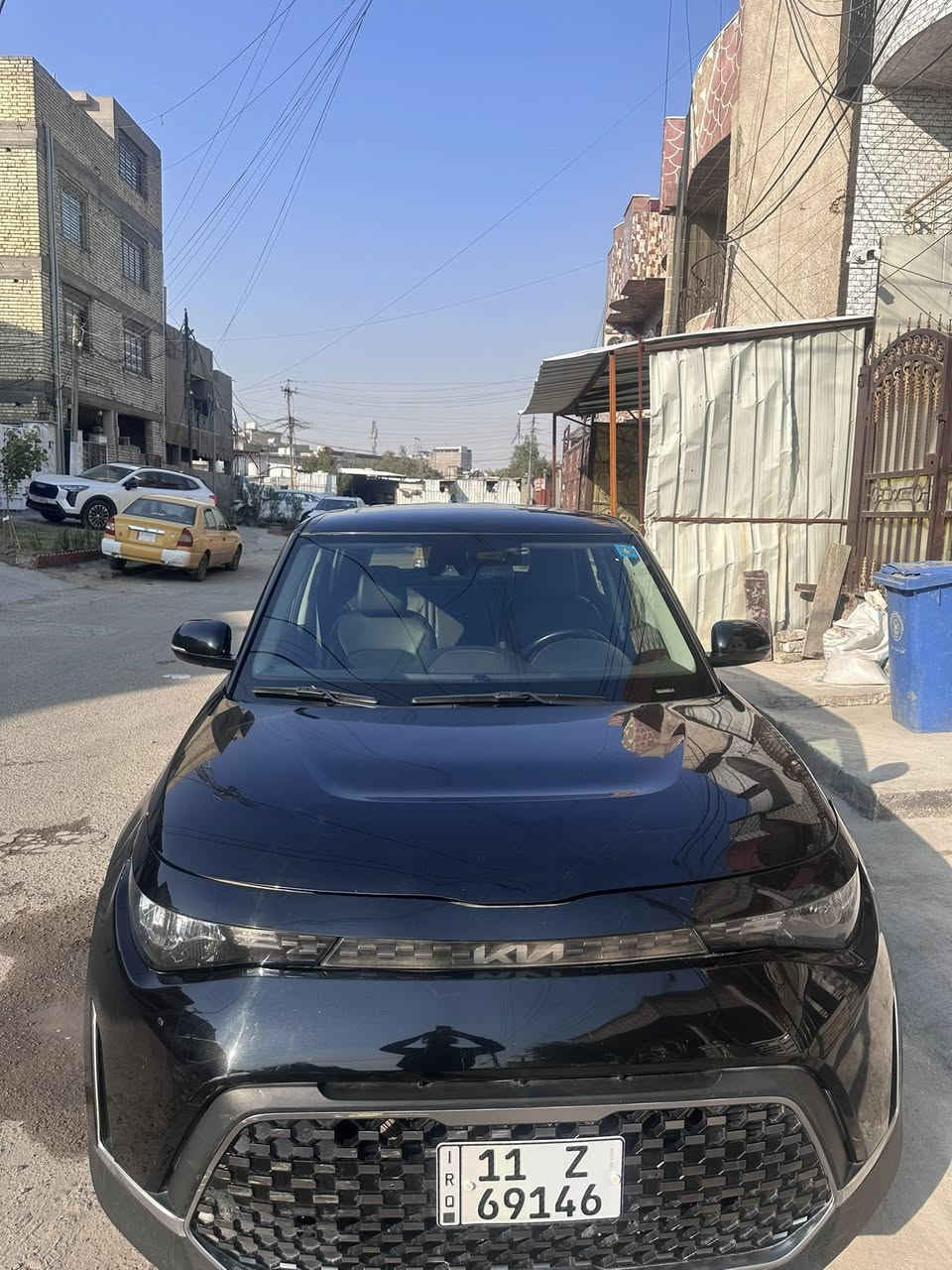 السلام عليكم كيا صول 2023 جيتي لاين فول مواصفات لون اسود حادث جاملغ سايق مبدل وبارد بنيد وبارد جاملغ ثاني مكانها بغداد جديده 155 
***********
