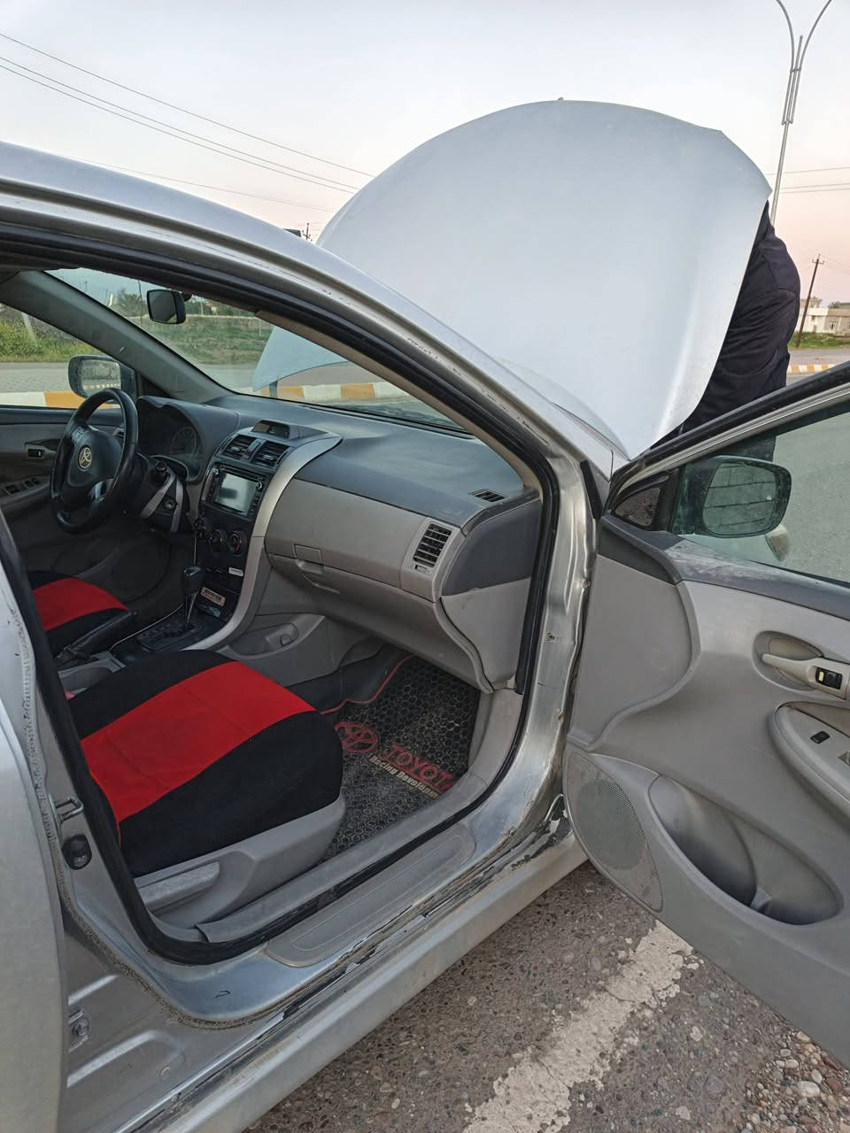 السلام عليكم
السعر 79 

كورله امريكي  2009 

رقم بغداد شرط التحويل والغرامات 

محرگ 4 ( سلندر )  1800 

تايرات جدد 

صدر امامي خلفي جديد 

كهربائيات السياره كلهه شغاله 

سياره بيهه صبغ عام  ضررهه راس الجاملغ وموضح بل صور 

مكان السياره صلاح الدين العلم 

اي استفسار اتصل بل رقم 

***********

وحياكم الله 

ملاحضه .( بيع نقد فقط لا وعده ولا قسط )
