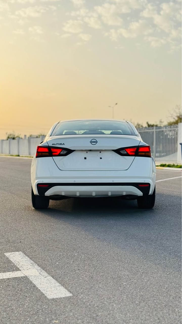 بدون دواخل بدون ارباگ 🔥
.
Altima S 2024 
.
ماشیە 53 مایل
.
سیارە حادث خفیف بنید و جاملغ صبغ باب کلیر امریکا ،رقم شاصی:
1N4BL4BVXRN361967
.
سعر السيارة 152 ورقة 
.
*********** كالار, السليمانية
