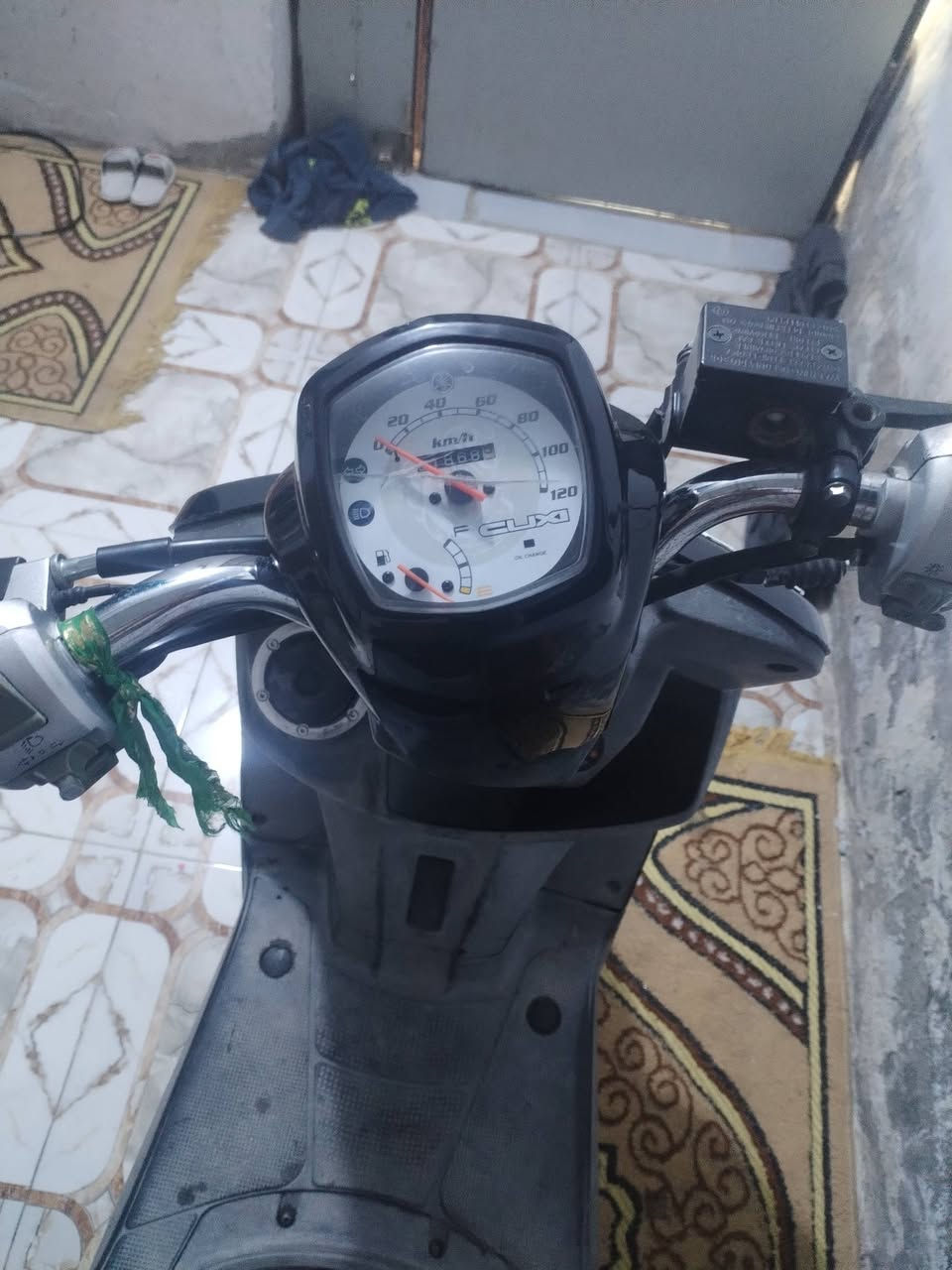 ماكس بوليس للبيع مامفتوح شرط الفحص نضافة احلة من الصورة عوزعة شي بسيط تعال وشوف بعينك السعر 800 العنوان ناصرية ماكز حي العسكري هاتف ***********
