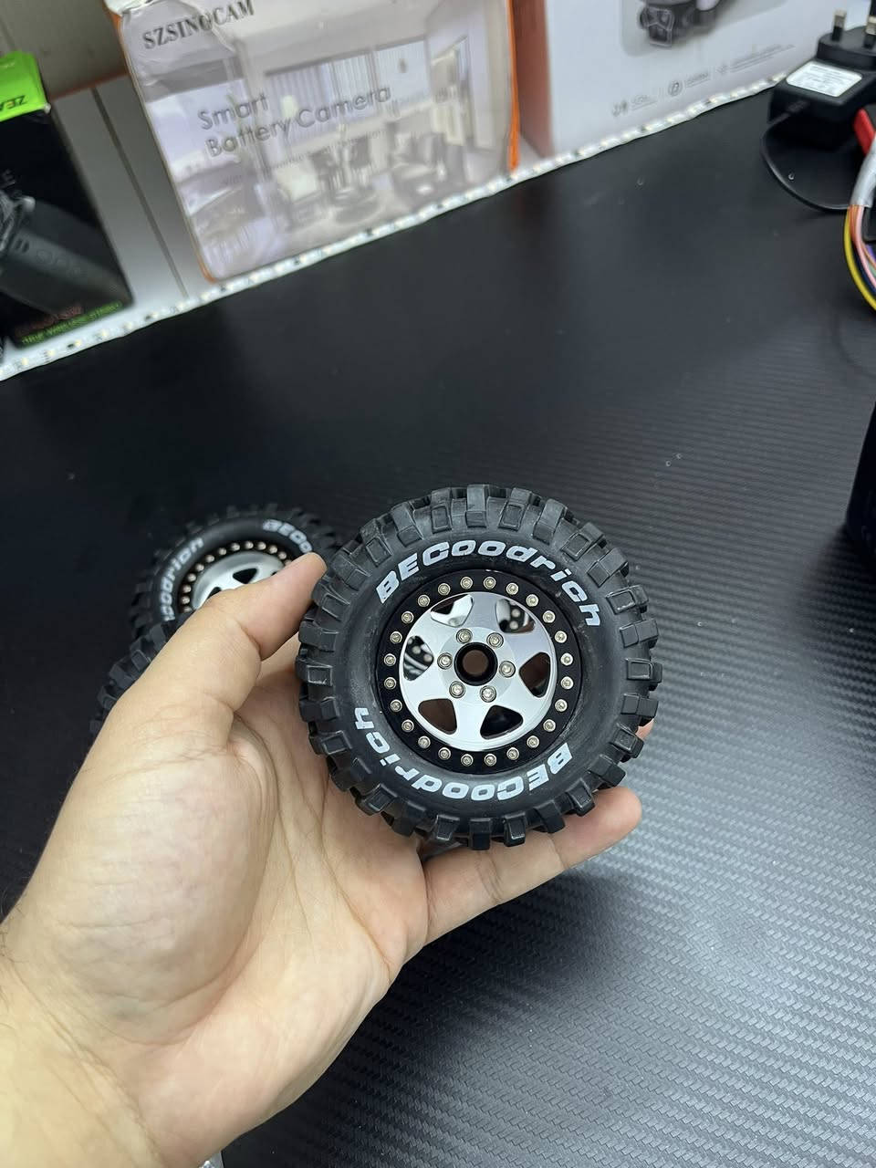 السلام عليكم اربع تايرات للبيع اكتب تم يوصلك السعر
توصيل جميع المحافظات موجود


**إذا كنت صاحب هذا الإعلان وتريد حذفه لأي سبب، رجاءا أرسل رسالة إلى الدعم الفني**