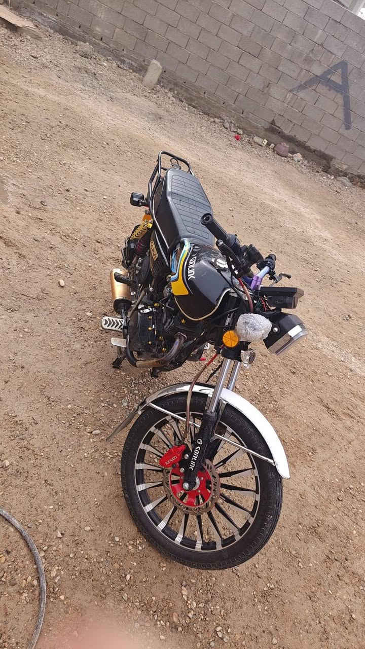 يالله. اخوان. دراجه. نوع. سيفان.وضع. شركه. ابلاديه. موديل. 25سعرثمنميه. وبيها. مجال. مكاني. الرمادي. صوفيه. ***********
