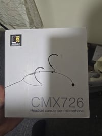 سماعات • ٤ قطع • سعر خاص