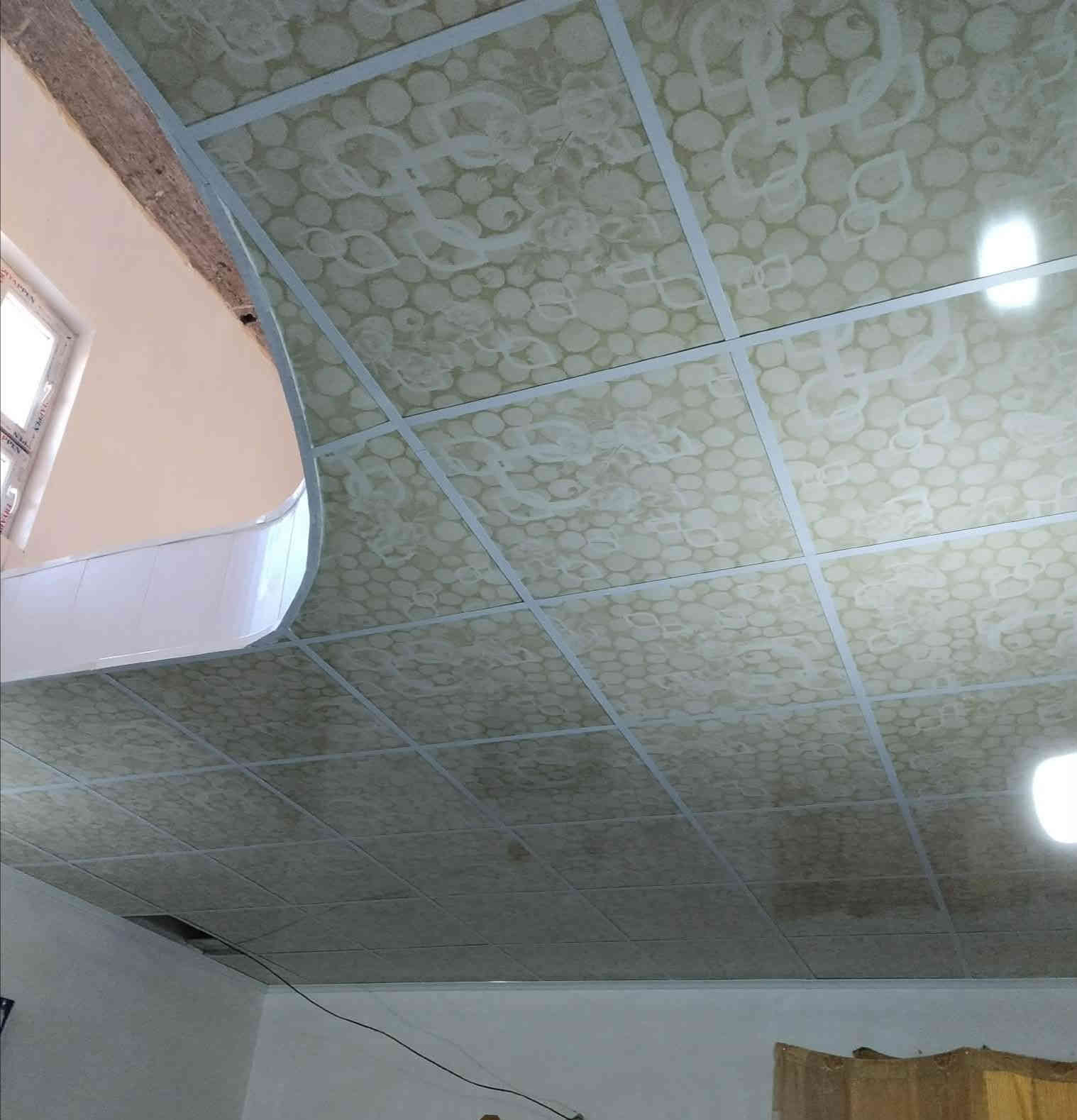 الحمدلله تم إنجاز العمل 
في بيت اسطه سبالت
:::::؛؛؛؛؛،،،،،  Shahab Ahmed  ،،،،،؛؛؛؛؛::::::
 سقف ثانوي مع تغليف فتحة درج دائري
       في منطقة أمام عباس
       أتمنى ينال أعجابكم 
           
          “”’’;;,, ديكورات خانقين ,,;;’’””
             ~~** كروب عمل **~~ 
ديكورات بلاستك_تغليف جدران_سقوف ثانويه
بديل رخام _ بديل خشب _ تغليف لاسق
     وتأسيس كهربائيات كافة البنايات 
     
بأسعار مناسبه وضمان العمل   
  {{[[<< *********** >>]]}}
