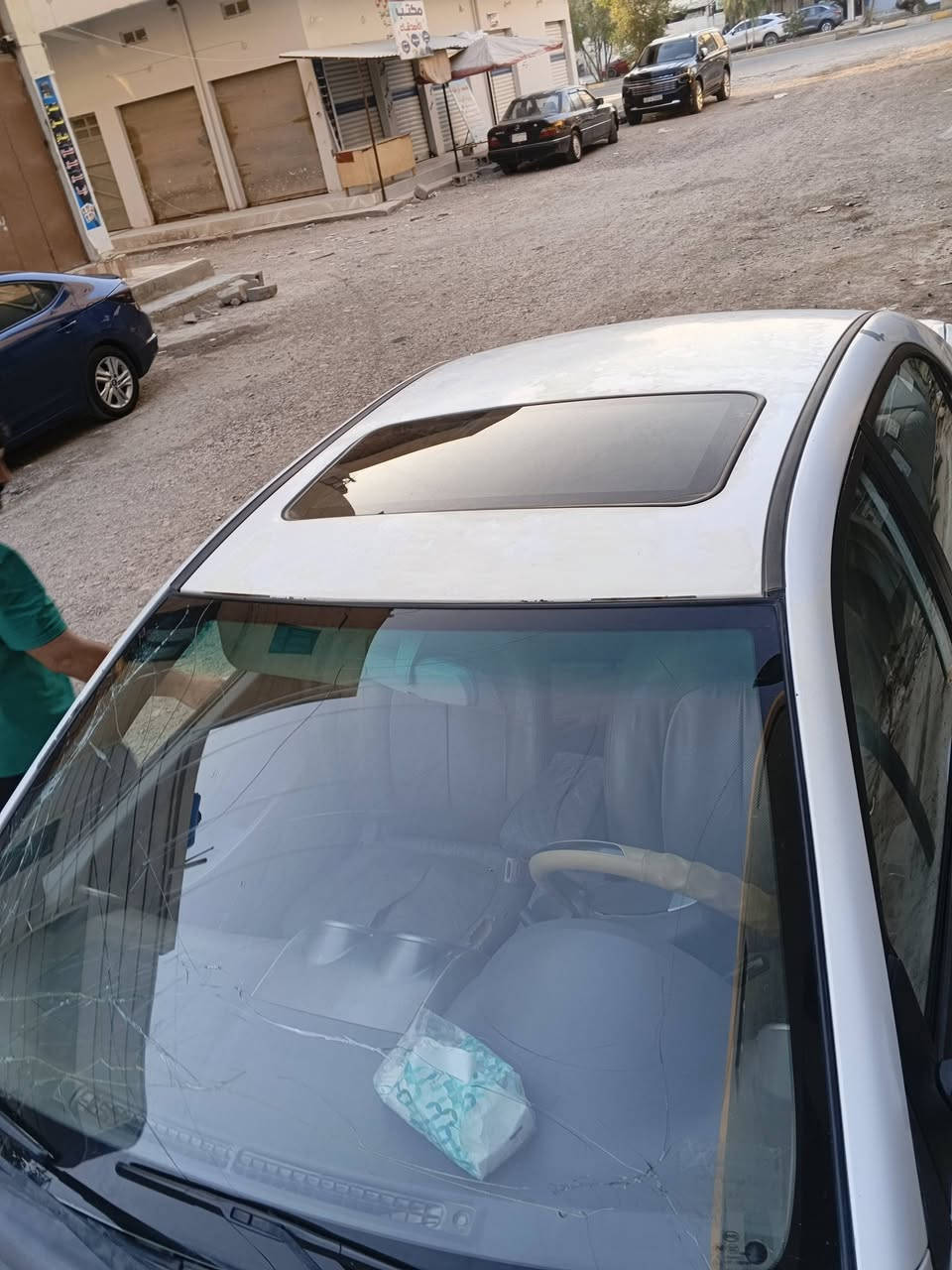 بي وايدي موديل 14 سياره خير من الله 
كفاله عامه من شواصي وكشر وكير ومكينه 
تبريدها شغال بصمه ما محوره بلاد مكينه 1500 توين تيربو 
***********
 مكاني ديالى بعقوبه خان بني سعد
