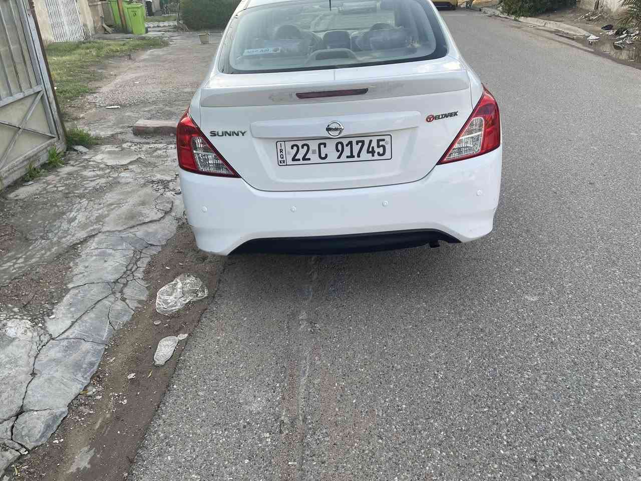 السلام عليكم سني هندي موديل 24 اربيل تريد تحويل تريد وكاله صار بيها ضربة موجوده بلصور الباب الخلفي والامام جهة الايمن وبدلتهن باصليات مال شركه بدون صبغ  
العنوان بغداد حي البنوك 
السعر 109 
للاستفسار ع الرقم ***********
