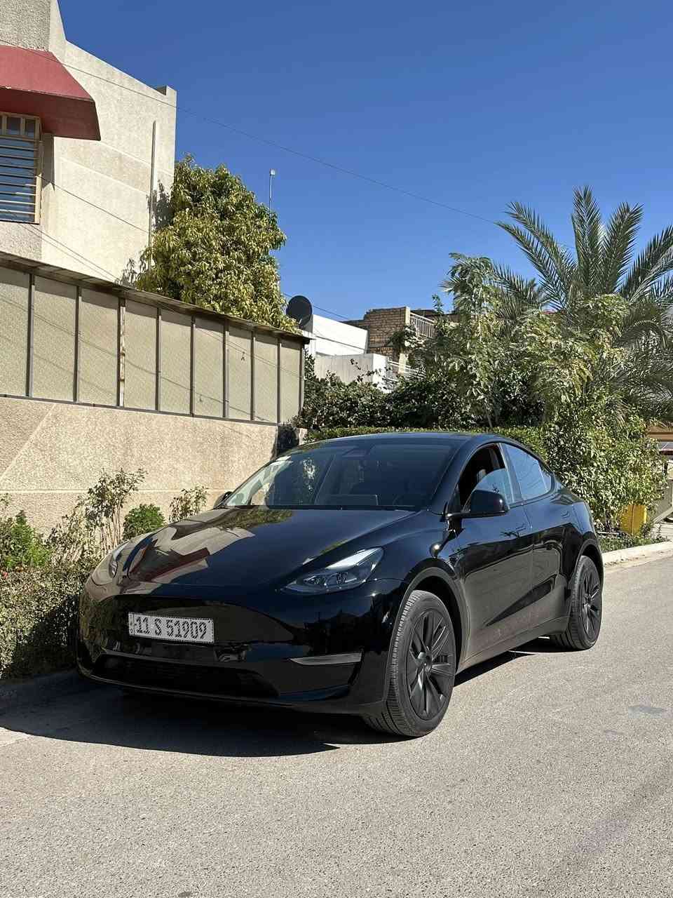 سلام عليكم شباب
تسلا y دبل ماطور اونلاين  
2024 ماشيه ٢٢ دخول جديد 
٣ قطع صبغ بدون شاصي ولا لغد ولا دواخل نضيفه جدا السياره وبدون نقص 
السعر ٢٢ ونص وبيهه مجال مكان سياره بغداد
***********
