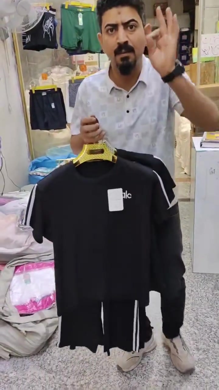 عيوني متابعينا ✨🔥
موسم الاسود بلش يم محلات عالم الملابس ❤️‍🔥
شوفو جمال الموديلات 
الموديل الاول 
تراك ولادي خامة الاصلي 
قياسات (18_19_20)
سعر درزن 66 الف😍
الموديل الثاني 
تراك ولادي😍
قياسات (17_18_19)
سعر درزن 66 الف
الموديل الثالث 
قياسات (15_16_17)
سعر درزن 48 االف
الموديل الرابع 
قياسات (12_13_14)
سعر درزن 42 الف💫
الموديل الاخير 
قياسات (18_19_20)
سعر 57 الف
اقل حجز ٣ درزن😍
يوجد توصيل البصرة وجميع المحافظات ✨


**إذا كنت صاحب هذا الإعلان وتريد حذفه لأي سبب، رجاءا أرسل رسالة إلى الدعم الفني**