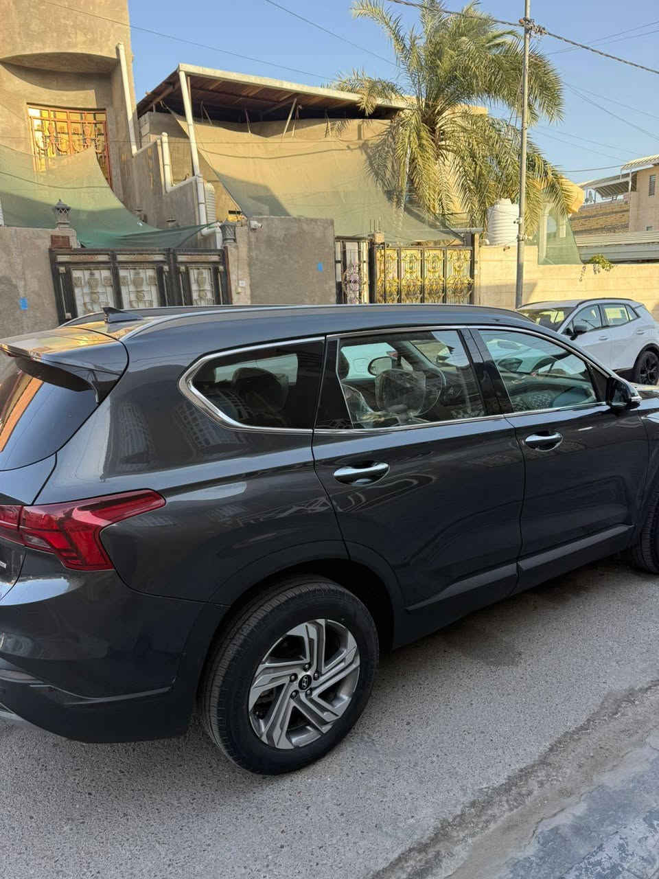 سلام وعليكم
هيونداي سنتافي ٢٠٢٣  
وراد امريكي
حادث دعاميه وبارد بالصندوق( كفاله عامه ماعدا بارد)
رقم اربيل ب اسم شركه 
مواصفات نص فول
للتواصل خاص او على الرقم
***********
مكان السياره بصره
السعر:٢١٥ وبيها مجال
