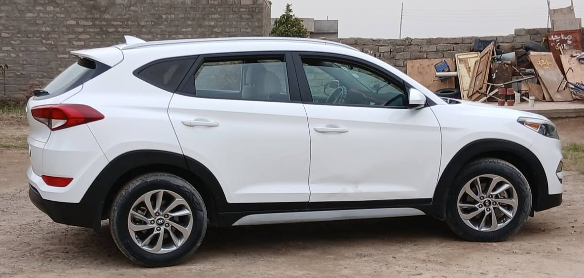 توسان موديل ٢٠١٨ رقم كركوك انكليزي مشروع وطني بدون ضرر فقط بارد السعر 185 مكاني صلاح الدين بيجي 
الهاتف ***********
