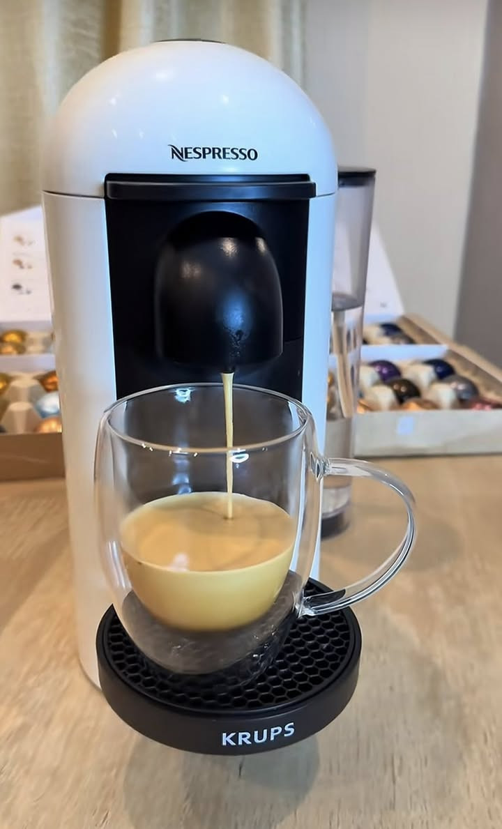 nespresso vertuo plus.    جديد ماكنة قهوة كبسولات
اعلى سعر ابيع


**إذا كنت صاحب هذا الإعلان وتريد حذفه لأي سبب، رجاءا أرسل رسالة إلى الدعم الفني**