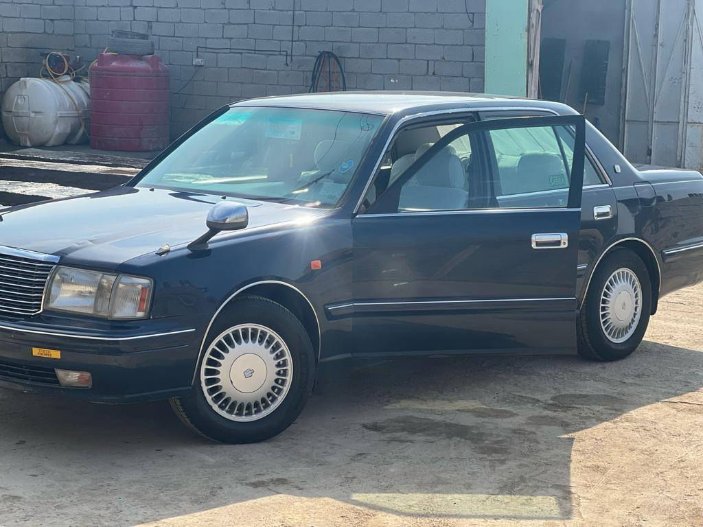 السلام عليكم راس الثور تكم 96
مكفوله كفاله عامه ضربه ونقل جثه وعيب شرعي 
تحويل ثاني يوم باسمي 
تبريد شغال 
مكينه 3000فيشتين
اللون نيلي 
رقم بصره دولي 
المكان الناصريه الشطره 
السعر 105
***********
