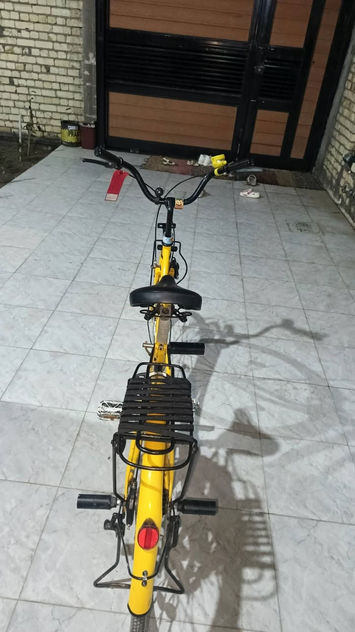 السلام عليكم
بايسكل اصفر لـلبـيـع 

باسكل نضيف غراضه موجودات للبيع هوه وغراضه 

حجم 26

الموديل 2024

السعر (خاص)
مكاني القاسم الحولي


**إذا كنت صاحب هذا الإعلان وتريد حذفه لأي سبب، رجاءا أرسل رسالة إلى الدعم الفني**